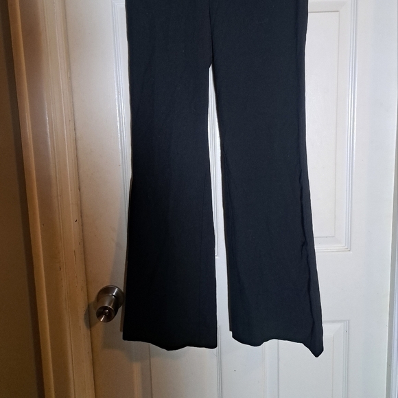 Old navy slacks size 2 - Picture 6 of 6
